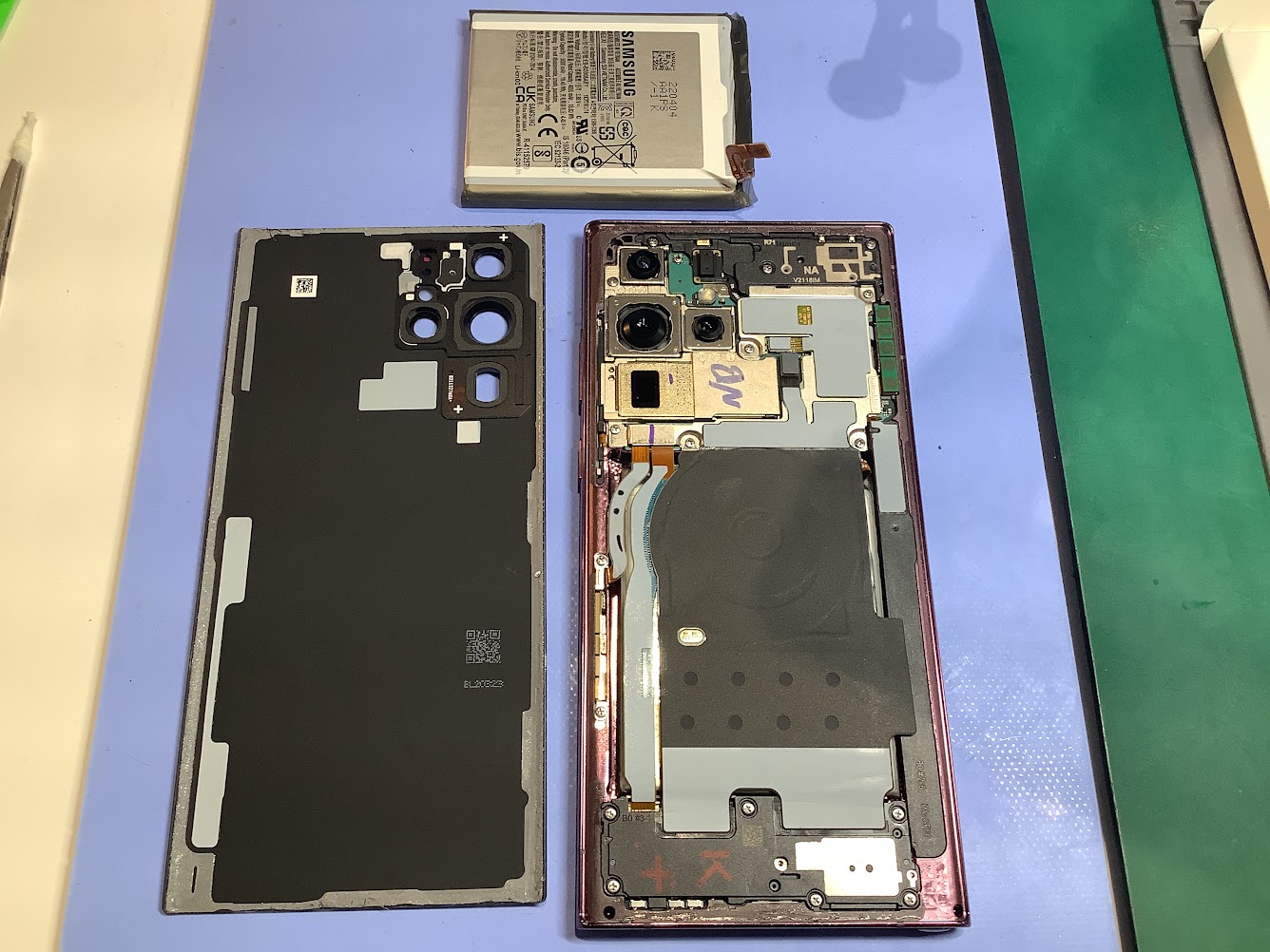 GalaxyS22のバッテリー交換ならデータをそのまま・最短即日修理のスマホ修理工房ラザウォーク甲斐双葉店にご相談ください